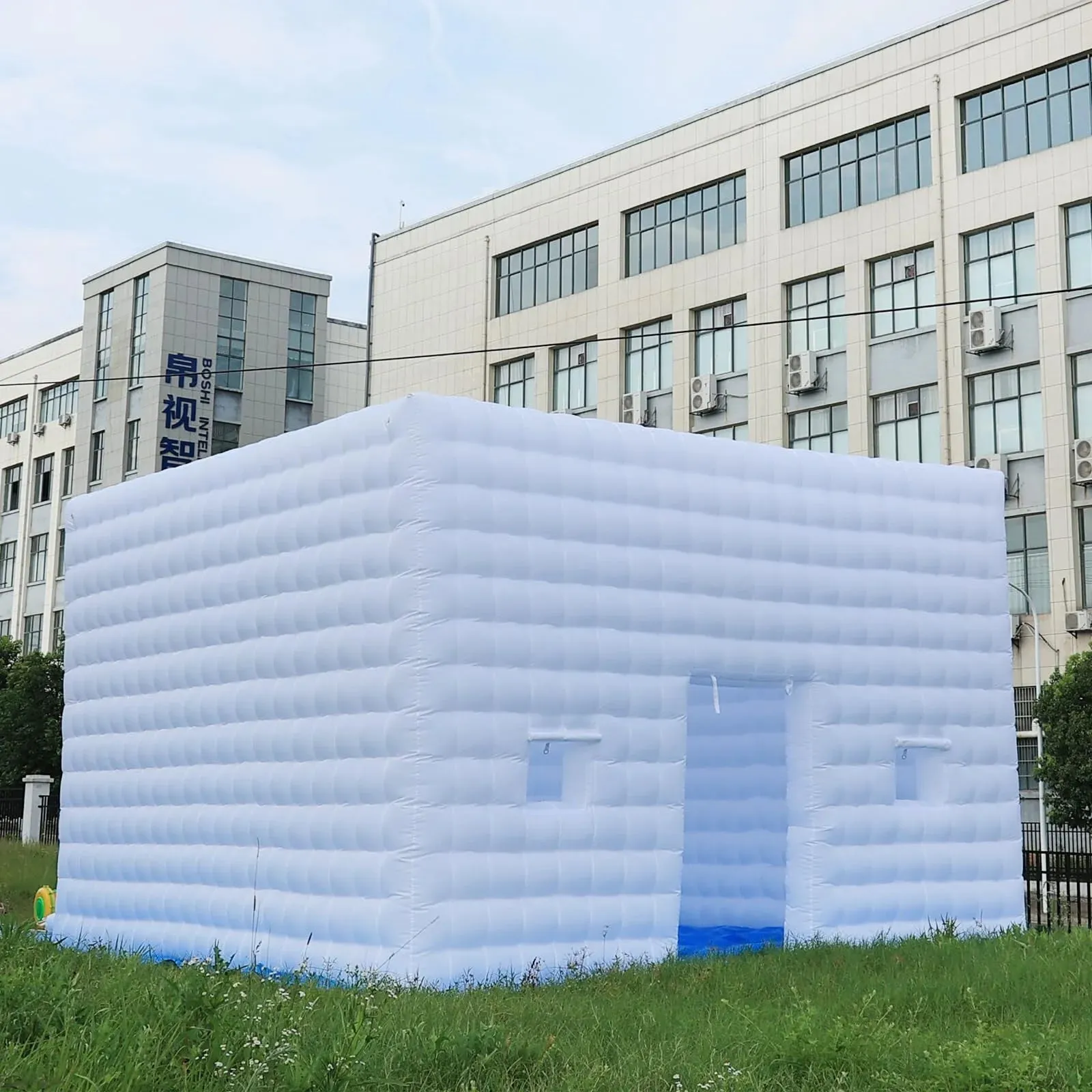 20/26FT LED Inflatable Night Club – Extra Large Inflatable Party Tent with Blower for Ultimate Nightlife Experience – LED Lights for Stunning Visuals
