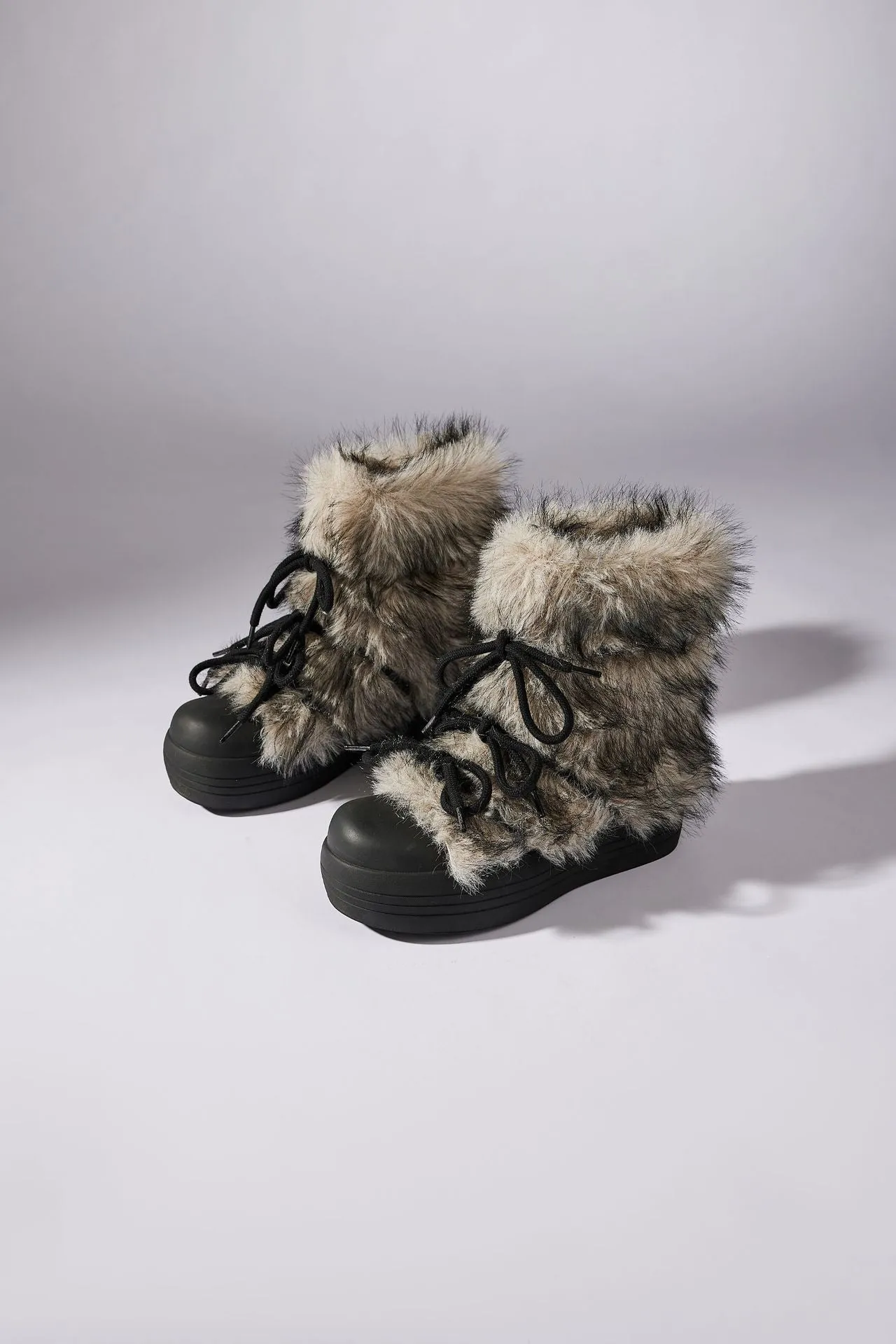Arctic boots