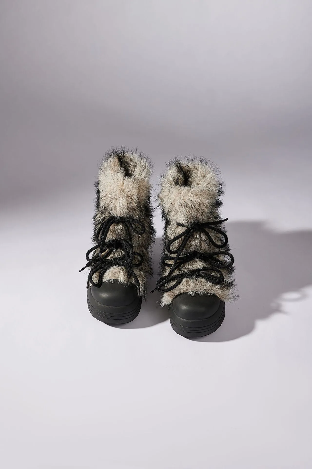 Arctic boots