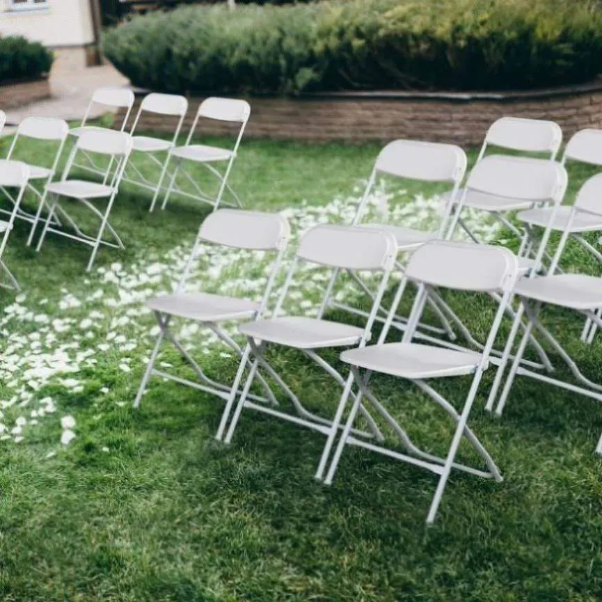 ZUN 10pcs Injection Molding Classic Garden Plastic Folding Chair White 45469447